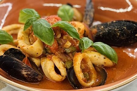 Кальмар по-неополитански