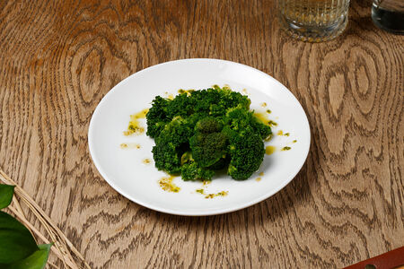 Брокколи на пару