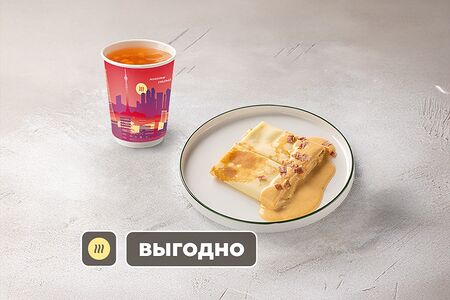 Блины с сыром и ветчиной и облепиховый чай
