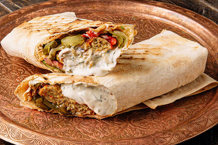 Шаурма с кебабом из индейки