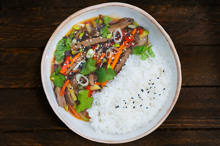 Говядина Сладкий чили с рисом