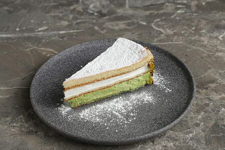 Торт рикотта с фисташкой