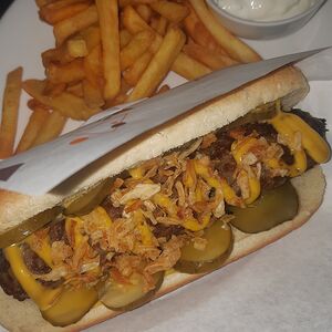 Хот-дог говяжья сосиска