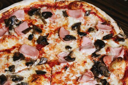 Ветчина и грибы