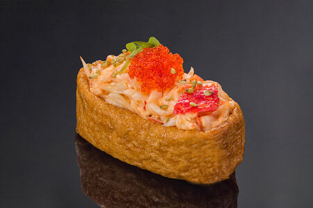 Инари с камчатским крабом