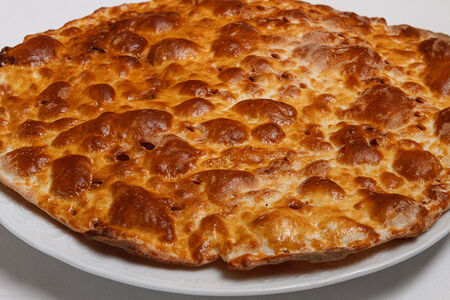 Тонкая хрустящая лепешка с крупной солью