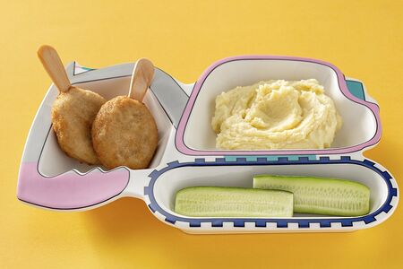 Куриное эскимо с картофельным пюре