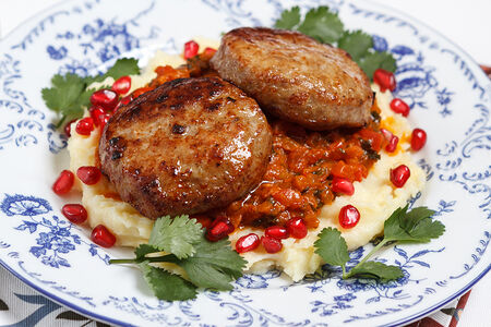 Куриные котлетки с картофельным пюре