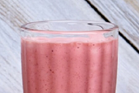 Клубничный коктейль