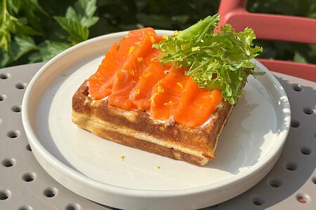 Бельгийская вафля Лосось-сливочным крем