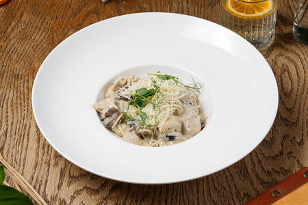 Ньокки с курицей и грибами