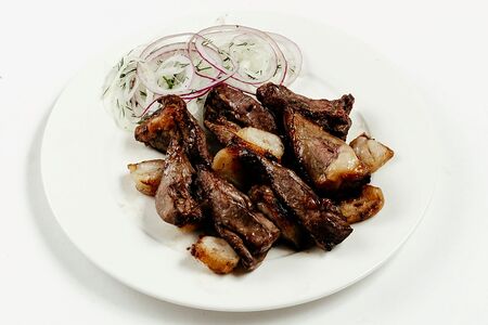 Сердце ягненка на мангале