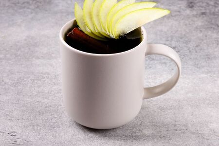 Яблоко-корица