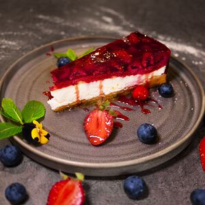 Чизкейк малиновый