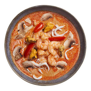 Том ям с морепродуктами @ L