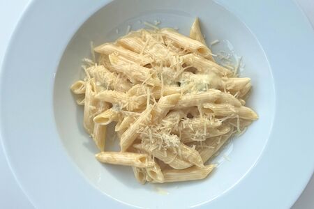 Паста четыре сыра 