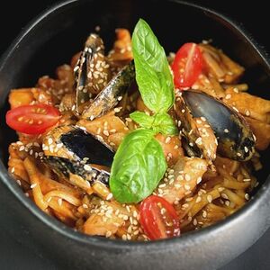 Удон том ям