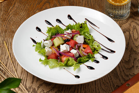 Салат греческий