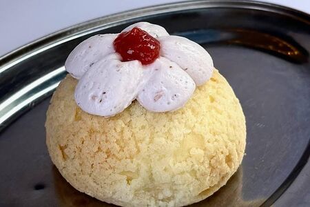 Профитроль ягодный