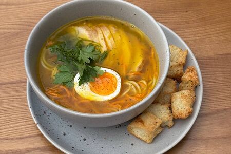 Куриный суп-лапша 