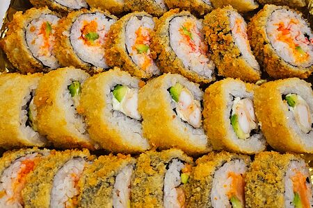 Сет из жареных роллов Яки