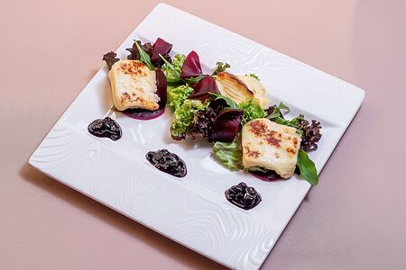 Жареный сыр халуми