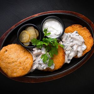 Драники с курицей и грибами