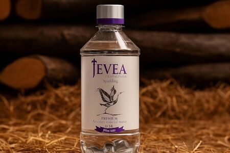 Вода газ Jevea Crystalnaya