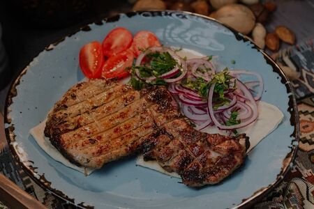 Стейк из куриного бедра