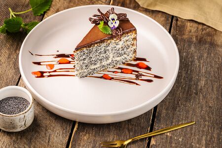 Маковый торт