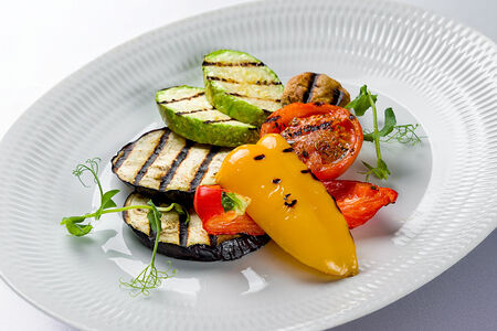 Ассорти овощей на гриле