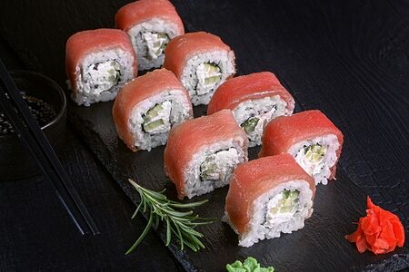 Ролл Филадельфия с тунцом