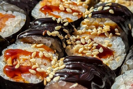 Ролл с угрем