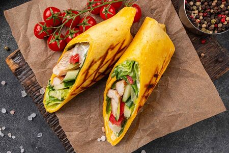 Ролл Цезарь с курицей