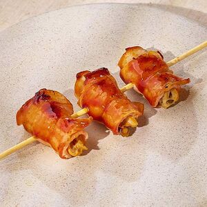 Шашлычок из мидий в беконе