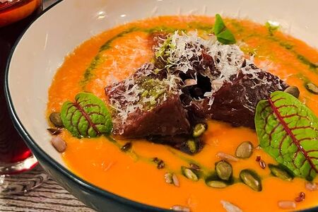 Говяжьи щечки с тыквенным пюре