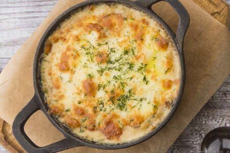 Рыбная запеканка под сырной корочкой