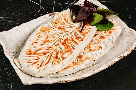 Женгялов хац с зеленью