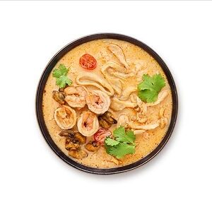 Том ям с морепродуктами