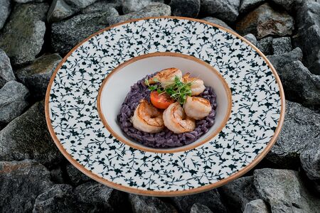 Ризони с креветками и черникой