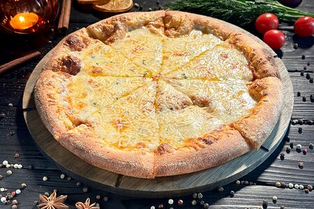 Четыре сыра (25 см)