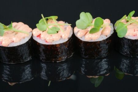 Ролл с креветкой темпура