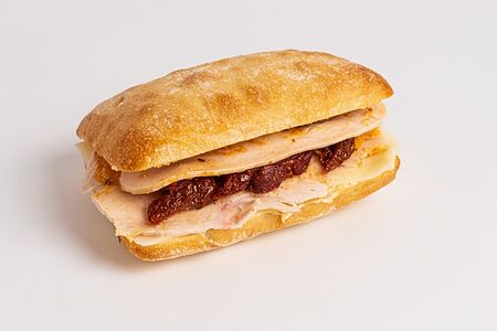 Гриль-сэндвич с сыром, цукини и томатами