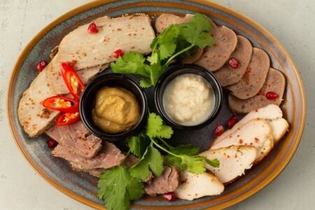 Мясная тарелка по-грузински