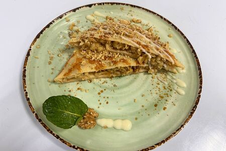 Ореховое яблоко