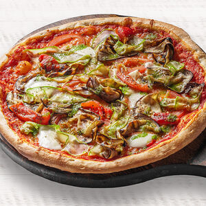 Пицца с овощами гриль