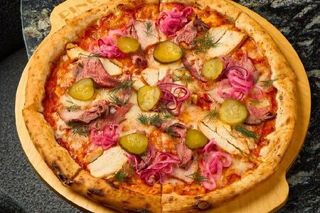 Пицца Полло карнэ