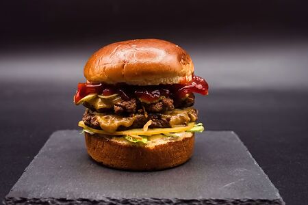 Двойной бургер BBQ