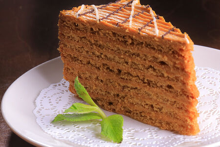 Торт медовик