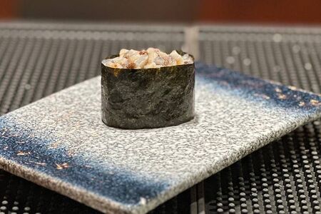 Суши из трепанга